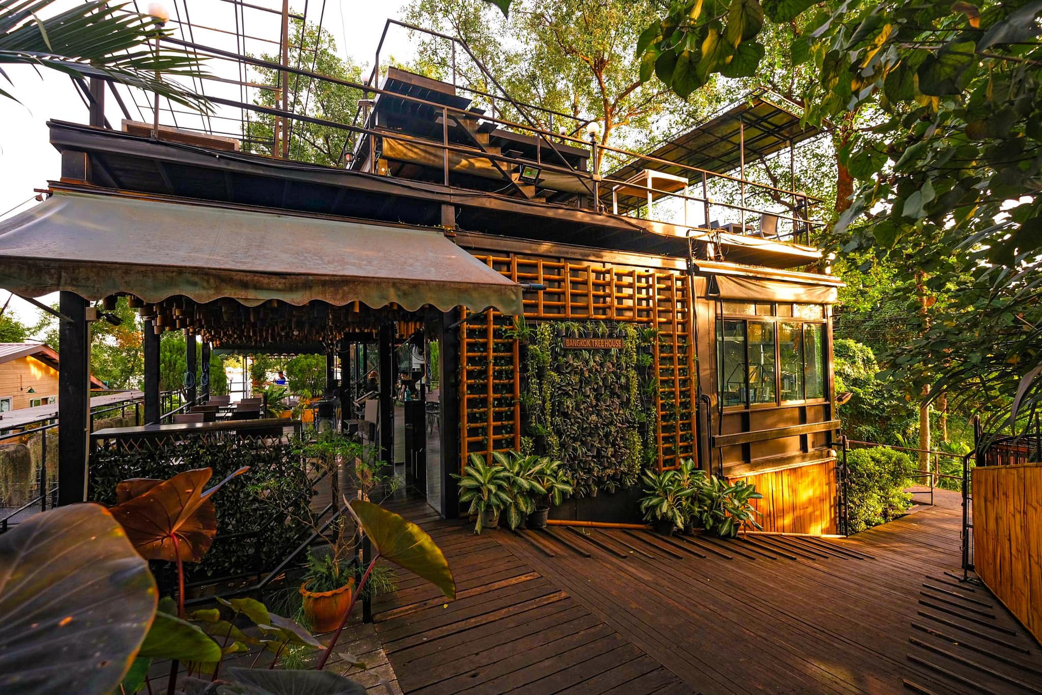 Restaurant & Cafe